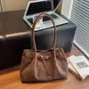 Bolsa Tote Satchel de Grande Capacidade para Nicho para Mulheres 2025 Nova Tendência Fashion Versátil Textura de Alta Qualidade Bolsa de Ombro Único Transversal