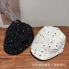 Boné Retro Japonês Céu Estrelado para Mulheres, Boina Versátil de Primavera Nova, Chapéu de Artista da Moda para Afinar o Rosto Tendência