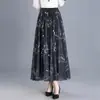 Falda midi reversible de malla estampada para mujer, nueva colección Otoño 2026, de cintura alta, que cubre la cadera, plisada, con silueta fluida y dobladillo ancho, moderna