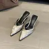 Primer Encuentro Temporada 2026 Sandalias Elegantes de Punta Zapatillas Sexy Slip-On Moda Nueva de Primavera Zapatillas de Media Punta Cerradas en la Punta Tacones de Aguja