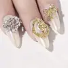 Joias de Liga de Zinco para Nail Art Retrô Transfronteiriças, Vários Estilos para Combinar, Borboleta de Diamante para Unhas Combinada com Decoração de Liga para Nail Art