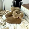 Primer Encuentro Temporada Botas de Nieve de Cuero y Piel Integradas de Caña Media con Suela Gruesa para Mujer Estilo Nuevo 2026 Invierno Acolchado Plus Antideslizante Zapatos de Algodón