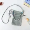 2026 Nova Bolsa Transversal de Malha Vazada com Design de Nicho Bolsa de Celular Doce Fresca Bolsa de Ombro Versátil para Viagem