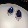 Aretes de Flor de Diamante Vintage de Segunda Mano Collar Cadena para Clavícula de Lujo Accesible Joyería de Alto Nivel Estilo Palacio Set de Joyería para Mujeres