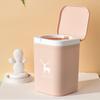 Australian Mart Cubo de Basura Mini de Plástico Estilo Japonés para Escritorio Cubo de Basura Elevable Cubo Sanitario Portabolígrafos para Coche Regalo