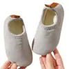 Meias de Chão Infantis Outono e Inverno, Pantufas Antiderrapantes para Bebê, Sapatos de Casa Masculinos e Femininos, Meias Adulto com Solado, Antiderrapantes com Forro de Fleece