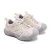 Sapatos Femininos 2025 Outono Novo Estilo Coreano Sapatos Esportivos Casuais Infantis Sapatos de Corrida para Crianças de Meia-Idade e Grandes para Uso Externo