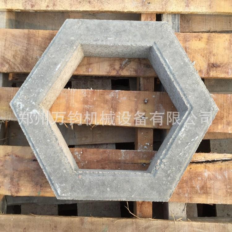 3916807238_607817639