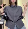 Elegante blusa de mujer con cuello de encaje, fruncido en la cintura y manga larga plisada, cárdigan liso de cuello vuelto, novedad principios de primavera 2026