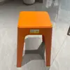 Banqueta de Plástico Estilo Luxo Leve para Uso Doméstico, Extra Grossa, Moderna e Simples, Empilhável, Confortável para Sentar por Longos Períodos, Banqueta Alta, Banco
