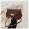 2026 Nova Bolsa Pequena Feminina Estilosa Vintage Versátil Ins para o Dia a Dia com Corrente, Bolsa de Ombro, Bolsa de Ombro Estilo Coreano