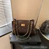 Bolso tote liso para mujer, estilo minimalista, nuevo estilo 2026, bolso de hombro con cadena moderno y sencillo, bolso cruzado y bolso para el trabajo