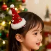 Grampo de Cabelo Chapéu de Natal Tridimensional, Presilha Doce e Versátil para Franja, Presilha Bico de Pato, Grampo Topo de Cabelo, Acessórios de Decoração de Cabelo de Natal