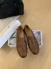 Mocasines estilo universitario para mujer, suela plana, punta cuadrada, zapatos pequeños de piel, colección de otoño 2026 de moda, sin cordones, planos estilo británico