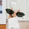 Nuevas Gafas de Sol Estilo Ojo de Gato Old Money para Mujer, Gafas de Sol con Montura Completa de Metal Anti-UV, Gafas de Sol de Moda y Personalizadas para Fotografía Callejera