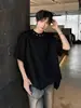 Camiseta de Verão Estilo Americano com Gola Pequena, Ombreiras Acolchoadas, Manga Curta para Homens com Design Único, Botões Metálicos, Resistente, Mangas Caídas Frescas e Estilosas