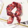 Pañuelo de seda para mujer, pañuelo cuadrado pequeño, versátil, decorativo, pañuelo de seda francés, diadema de verano, chic, pañuelo versátil, principios de otoño, pañuelo fino