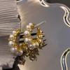 Brincos de pérola estilo ins europeu e americano design de personalidade de nicho feminino brincos de círculo avançados brincos de temperamento retrô que afinam
