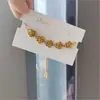 Pulseira de flor de zircônia simples estilo coreano design nicho flor doce liga joia de mão com incrustação de diamante para mulheres