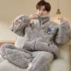 Pijama Engrosado de Invierno con Forro de Polar Acolchado de Tres Capas Coral Fleece Franela Otoño e Invierno Ropa de Casa Cálida para Hombre traje