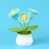 Flor de Lirio del Valle Tejida a Crochet de Lana Transfronteriza en Maceta Flor Artificial Pequeña Fresca Literaria Adornos de Escritorio y Coche Venta al por Mayor