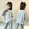 Blusa de Tricô Waffle Estilo Coreano Falsa de Duas Peças com Mangas Longas para Meninas, Novo Estilo Primavera/Outono para Crianças de Tamanho Médio e Grande, Versátil, Estilosa, Camada Base Solta