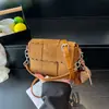 Bolso Cruzado de Hombro Único con Personalidad de Moda Bolso Cruzado Simple Artístico de Moda Europeo y Americano Bolso Cuadrado Pequeño con Cadena Estampado de Leopardo para Mujer