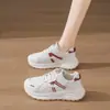 Zapatos Forrest Gump de Malla Transpirable con Suela Gruesa para Mujer 2026 Primavera Nuevos Punta Redonda Ligeros Versátiles Zapatos Deportivos Zapatos Casuales