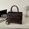 Bolso de Mano de Alta Gama Transfronterizo para Mujer 2026 Nuevo Estilo Bolso para Mamá Texturizado Bolso Cruzado de Moda y Elegante Bolso de Hombro Grande