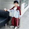 Conjunto de Ropa de Otoño para Niños 2026 Nuevo Estilo Coreano Pequeño Caballero Ropa Infantil Calle Fresca Niños Pequeños Conjunto de Dos Piezas Primavera y Otoño
