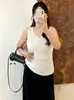 Chaleco de punto ajustado con cuello en U para mujer de talla grande, estilo otoño 2026, diseño simple sin mangas para mujeres de talla grande, adecuado tanto para llevar solo como debajo de otra ropa