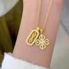 Novo pingente de cruz vajra de estilo semelhante de Wei Xue, pilão de redução de demônios dourado, colar de diamante feminino para presente de namorada