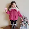 Parka con forro de polar para niñas, nuevo estilo invierno 2026, abrigo moderno y grueso para bebés niñas, abrigo de algodón de invierno para niños