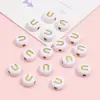 Cuentas de Acrílico 4*7mm Fondo Blanco Inglés Letra Dorada Letra Única Cuentas Planas DIY Accesorios para Joyería de Educación Temprana para Niños