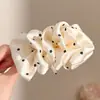 Pinza de plátano de lujo ligero otoño/invierno para mujer, nuevo estilo 2026, pinza vertical grande de alta gama para el cabello, pinza de pelo versátil estilo coreano para coleta alta