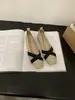 Zapatos Planos de Guisante Estilo Francés para Mujer Primavera y Otoño 2023 Nuevos Vintage Punta Cuadrada Zapatos de Leche Suela Suave Combinan con Todo Zapatos Pop Pequeños de Cuero