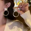 Luxo Leve, High-End, Elegantes Brincos Circulares com Microincrustação de Pérolas, Brincos Exagerados da Moda Europeia e Americana, Acessórios de Orelha Personalizados e Versáteis
