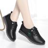 Zapatos de Madre Versátiles de Suela Blanda, Nuevo Modelo Primavera y Otoño 2025, Zapatos Casuales de Cuero Suave Ligeros y Cómodos para Mujeres de Mediana Edad y Mayores