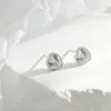 Brincos de Tarraxa Elegantes de Prata S925 com Zircônia em Formato de Coração, Moda de Luxo Leve de Alta Qualidade, Simples