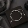 Pulsera para hombre de estilo europeo y americano con cruz incrustada de diamantes, acero de titanio, no se decolora, joyería versátil de alta gama, accesorio de nicho moderno para mujer