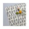 Tela suave y agradable para la piel, de otoño e invierno, "Jin Yun Silk", terciopelo Lisi de 21 pits, con estampado floral pequeño.