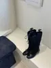 Botas altas interiores que aumentan la altura, colección otoño/invierno 2026, punta redonda, detalle de lazo, botas altas de montar, botas altas con cordón, negro y caqui