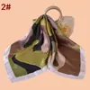 Novo Estilo Lenço Quadrado Feminino 70cm com Estampa de Camuflagem de Cavalo Galopante, Lenço de Seda, Chiffon de Cetim, Fábrica Fonte Atacadista