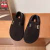 Zapatos peludos para mujer para exteriores, nuevo estilo de invierno 2026, botas de nieve de felpa, mocasines sin cordones, zapatos de algodón, calzado para mujer