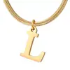 Colar com Pingente de Letra Inglesa em Aço Titânio Banhado a Ouro Real 18K, Design de Nicho, Joia Acessório Simples e de Alto Padrão para Mulheres