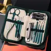 Set de 9 Piezas de Herramientas de Acero Inoxidable para Manicura y Cuidado de Uñas, Set de Tijeras para Uñas, Tijeras Completas para Cejas, Cuchara para Oídos, Set de Cortauñas al por Mayor