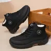 Botas de Neve Masculinas de Inverno Novo Estilo Com Pelúcia Quente Confortáveis Sola Macia Antiderrapante Sapatos de Pai Cano Alto Algodão Masculino para Exterior