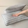 Fronhas acolchoadas de gaze bolha Classe A anti-saliva, conjunto de dois, para uso doméstico, fronhas anti-manchas de óleo e suor, fronha 48x74