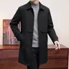 Casaco Trench Coat Masculino 2026 Outono Masculino Gola Lapela Comprimento Médio Casual de Negócios Xadrez Forrado Anti-Amassado Rígido