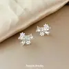 "Danza de Mariposas y Floración de Flores" Pendientes de Plata con Zirconia en Forma de Lazo, Lujo Accesible, Gama Alta, Pendientes Exquisitos, Pendientes de Estilo Dulce para Mujer